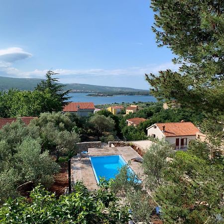 Lili Apartments, Sv Dunata 18 Kornic Bagian luar foto