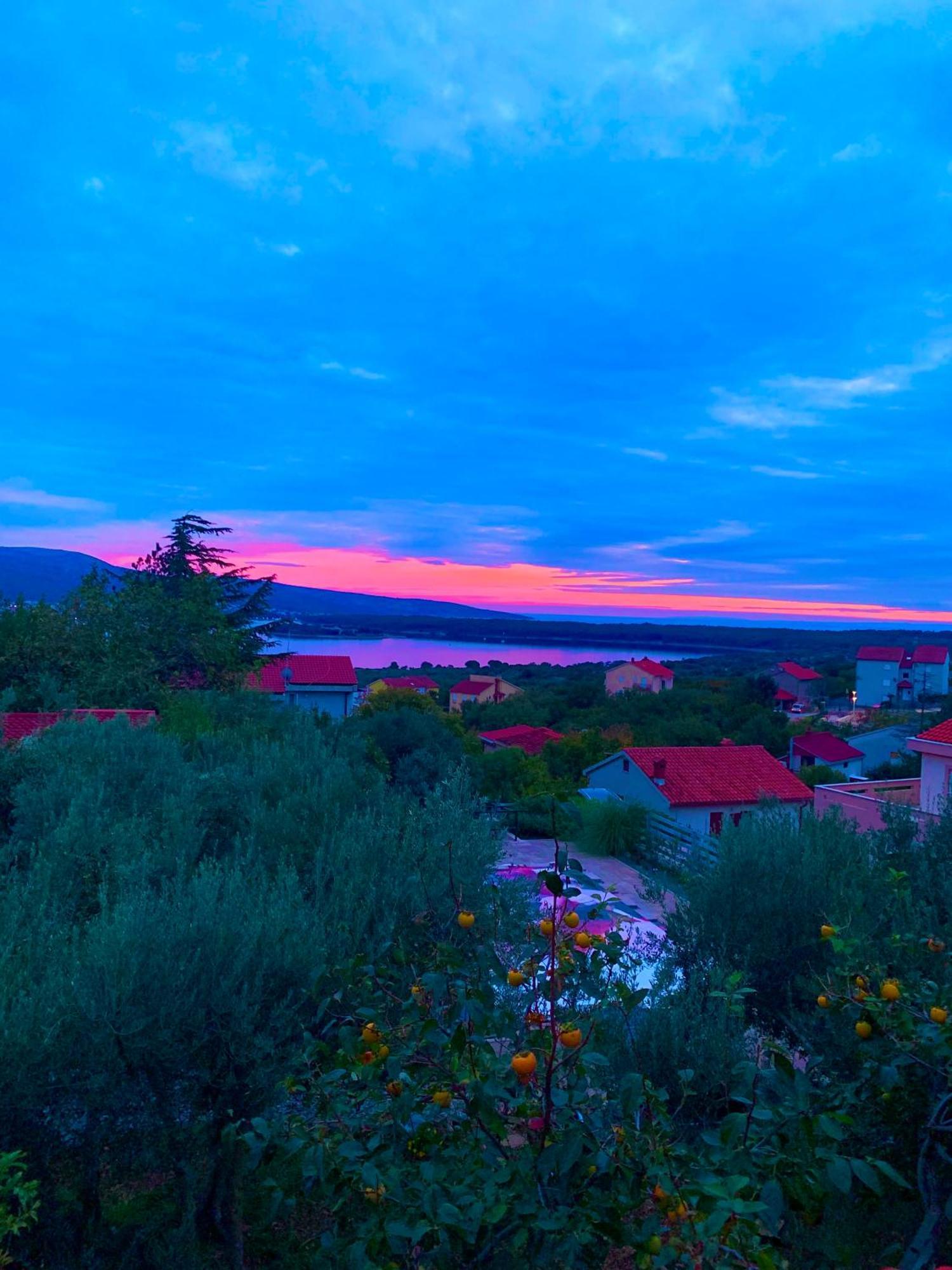 Lili Apartments, Sv Dunata 18 Kornic Bagian luar foto