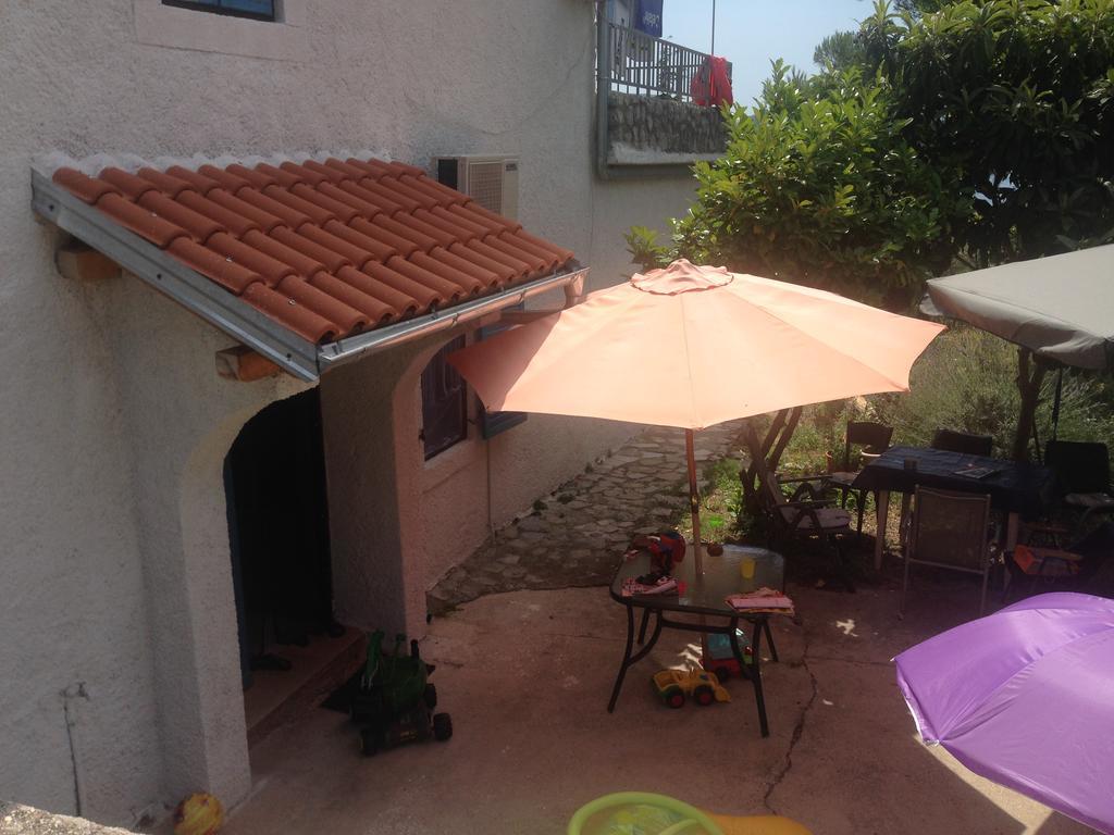 Lili Apartments, Sv Dunata 18 Kornic Bagian luar foto