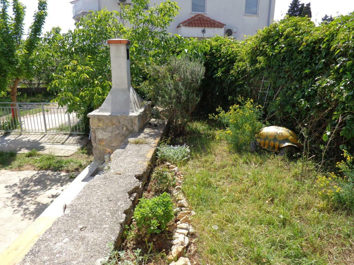 Lili Apartments, Sv Dunata 18 Kornic Bagian luar foto